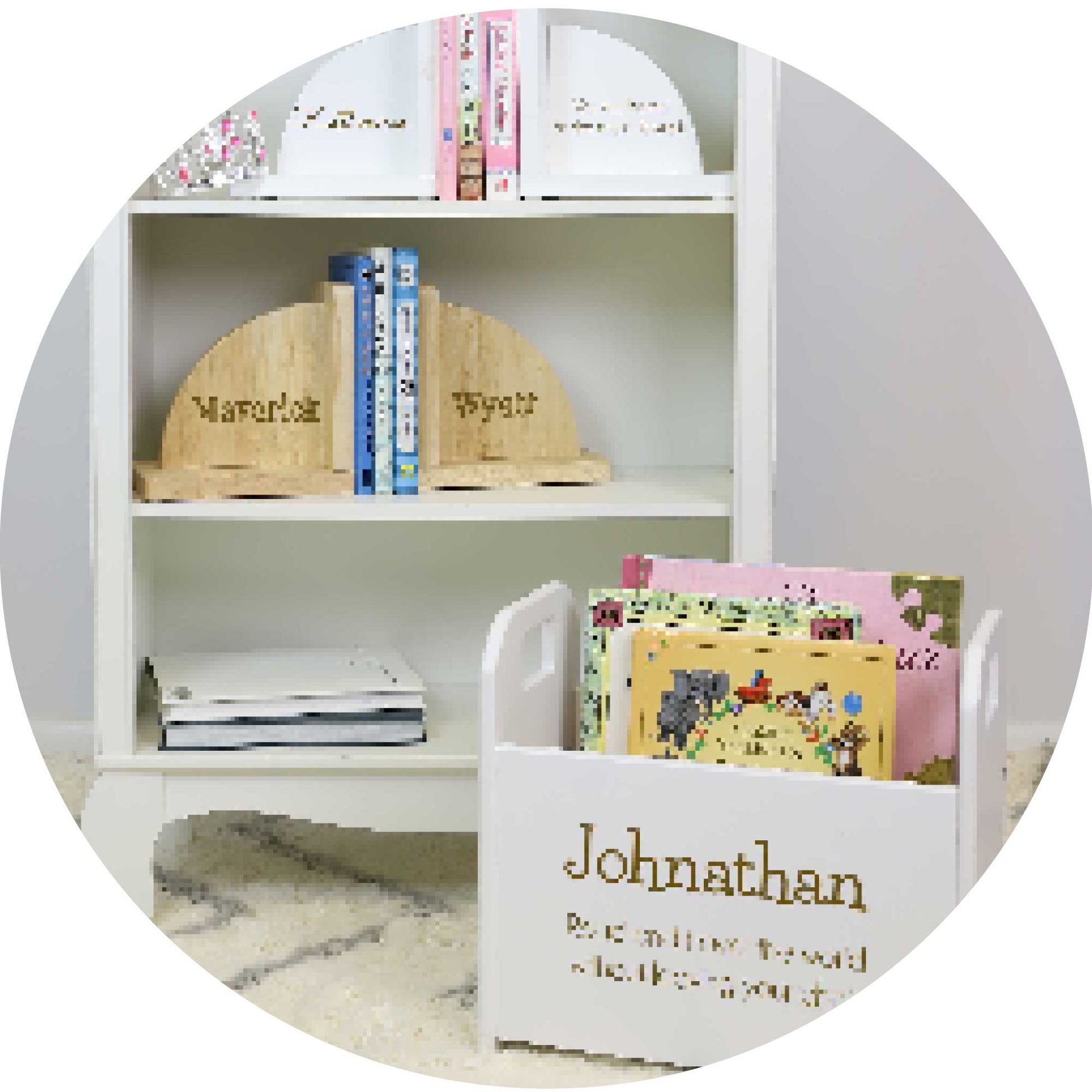 Personalized Wood Bookends 2.0 - MyBambino.com