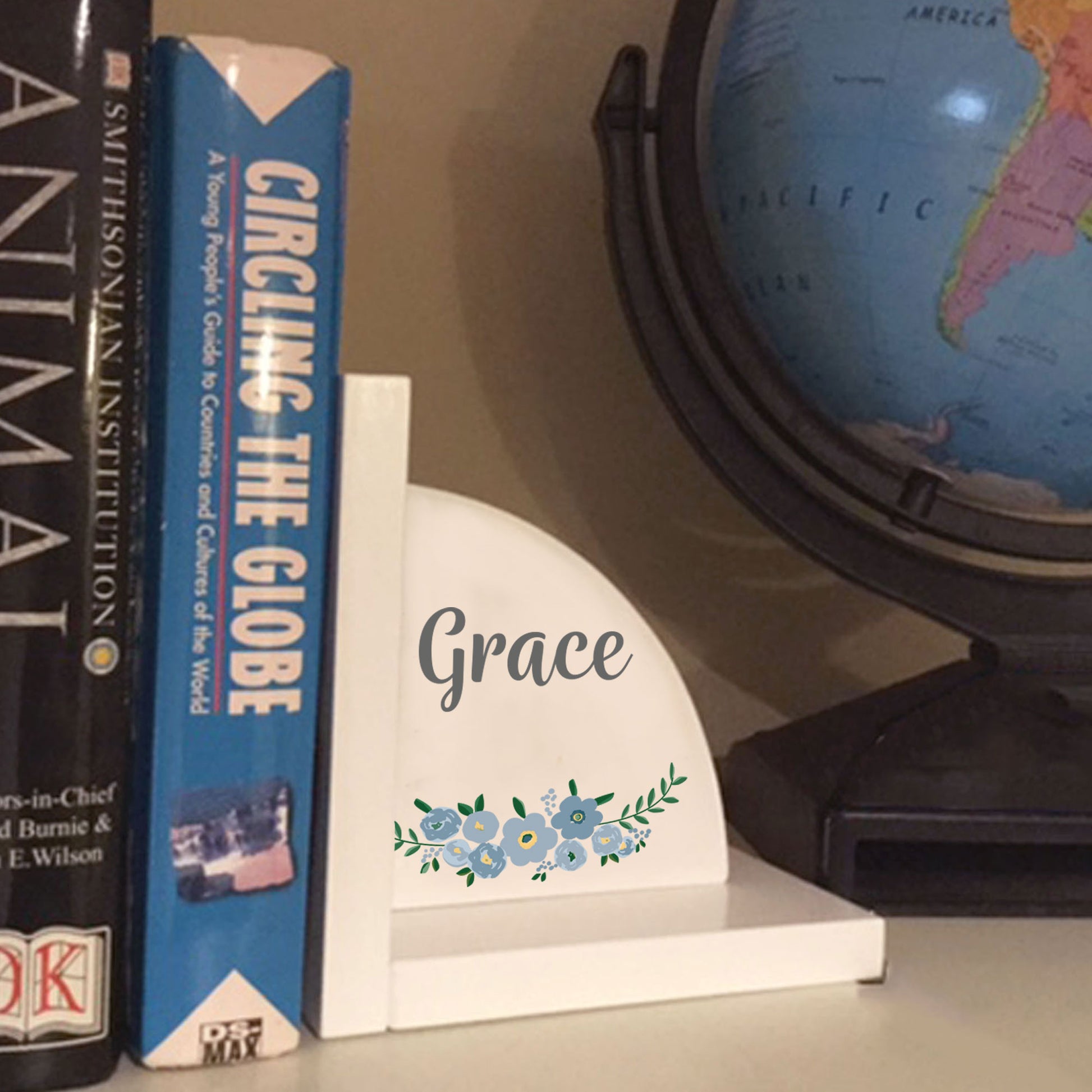 Personalized Wood Bookends 2.0 - MyBambino.com